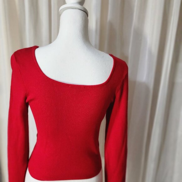 NWT- Ribbed Red Long-Sleeved Sweater - Picture 5 of 8